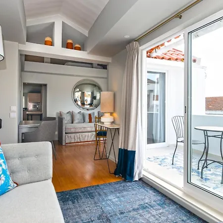 Flat With Beautiful View To Tejo River In Lapa Apartment Lisbon