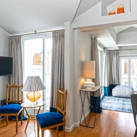 Apartment Flat With Beautiful View To Tejo River In Lapa *